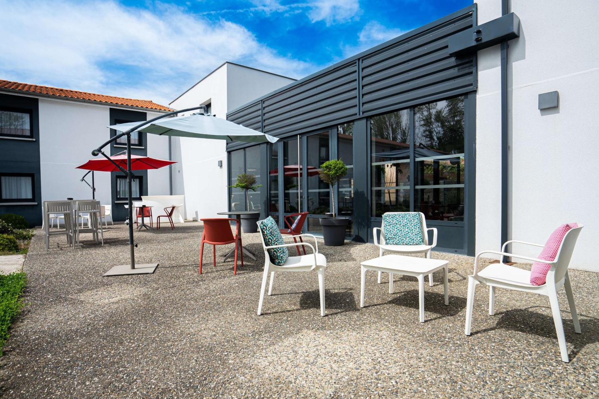 Sure Hotel By Best Western Les Portes De Montauban Eksteriør bilde