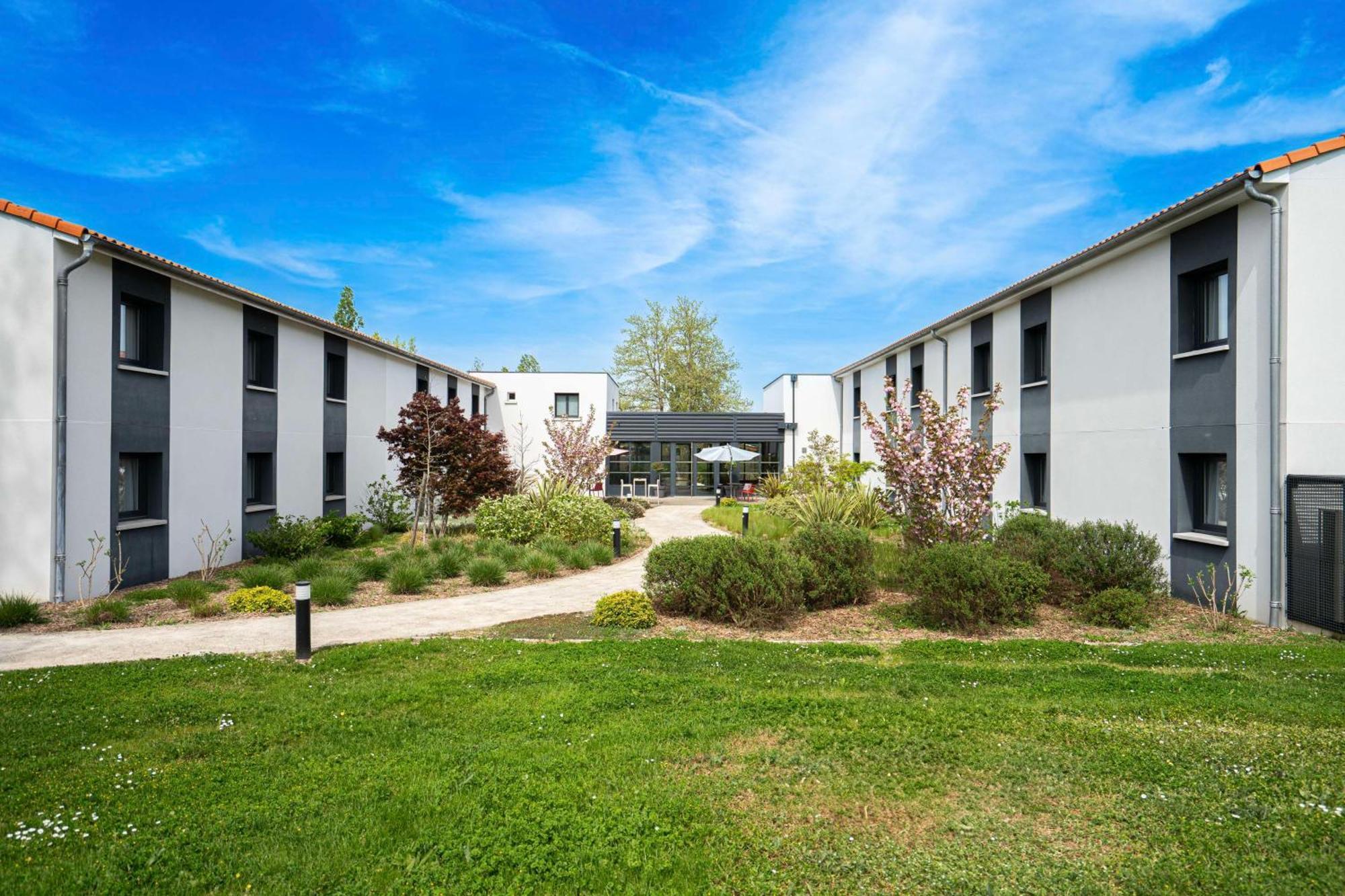Sure Hotel By Best Western Les Portes De Montauban Eksteriør bilde